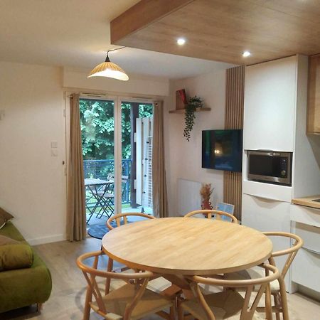 Duplex Lumineux - 40M2 - 2 Chambres - Balcon Terrasse - Parking - Entierement Renove En Mai 2024 코트레 외부 사진