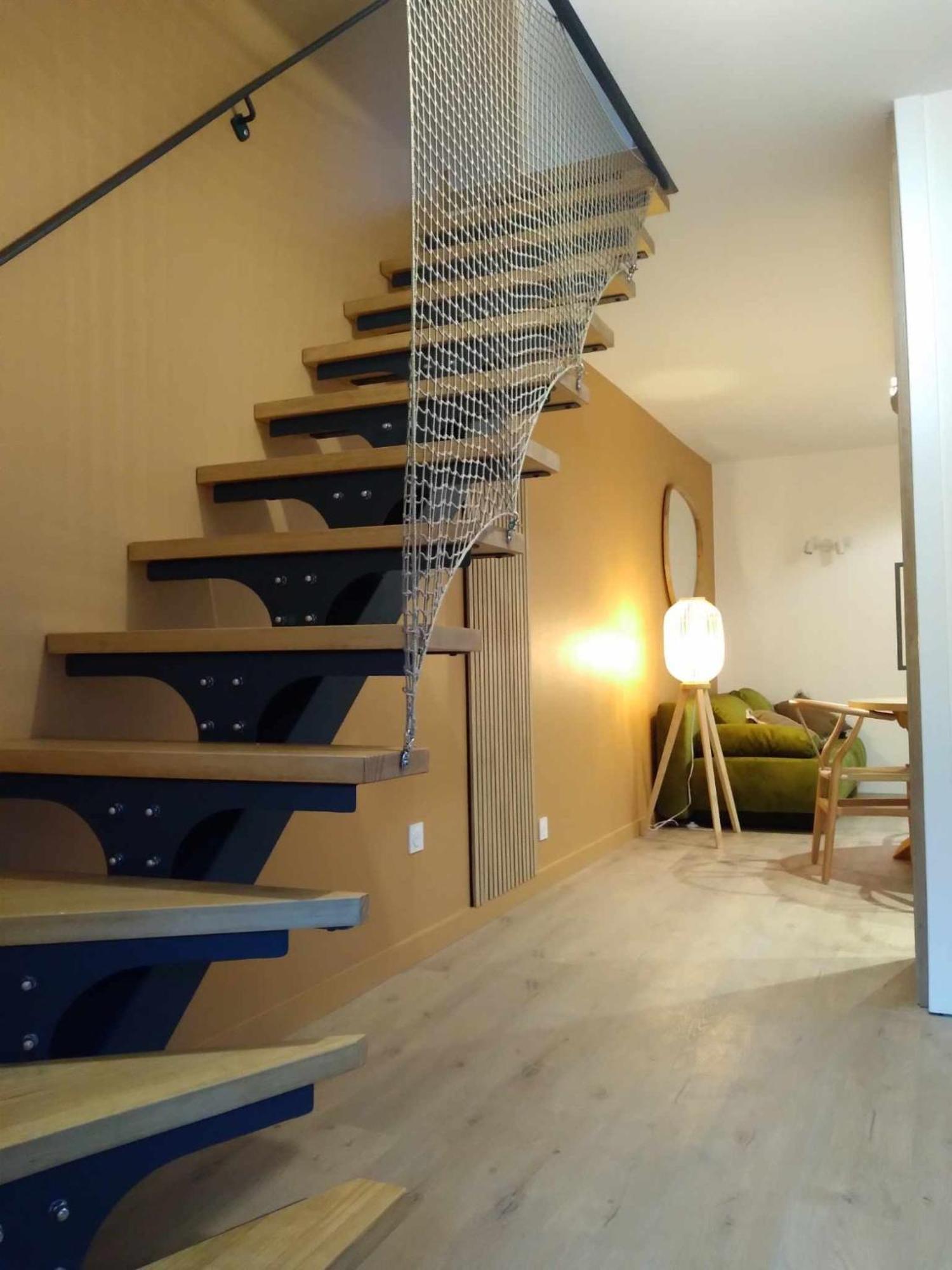 Duplex Lumineux - 40M2 - 2 Chambres - Balcon Terrasse - Parking - Entierement Renove En Mai 2024 코트레 외부 사진
