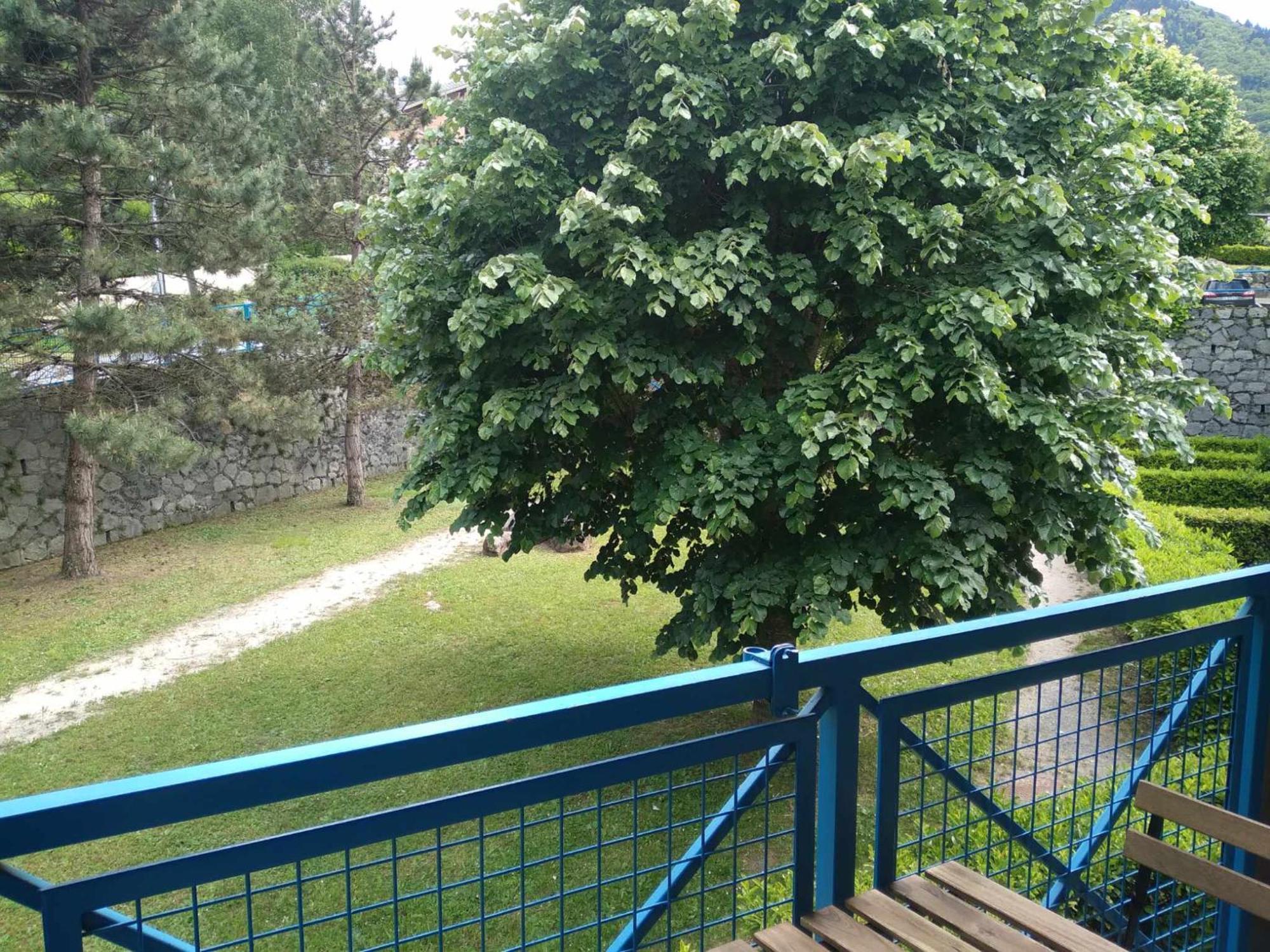 Duplex Lumineux - 40M2 - 2 Chambres - Balcon Terrasse - Parking - Entierement Renove En Mai 2024 코트레 외부 사진