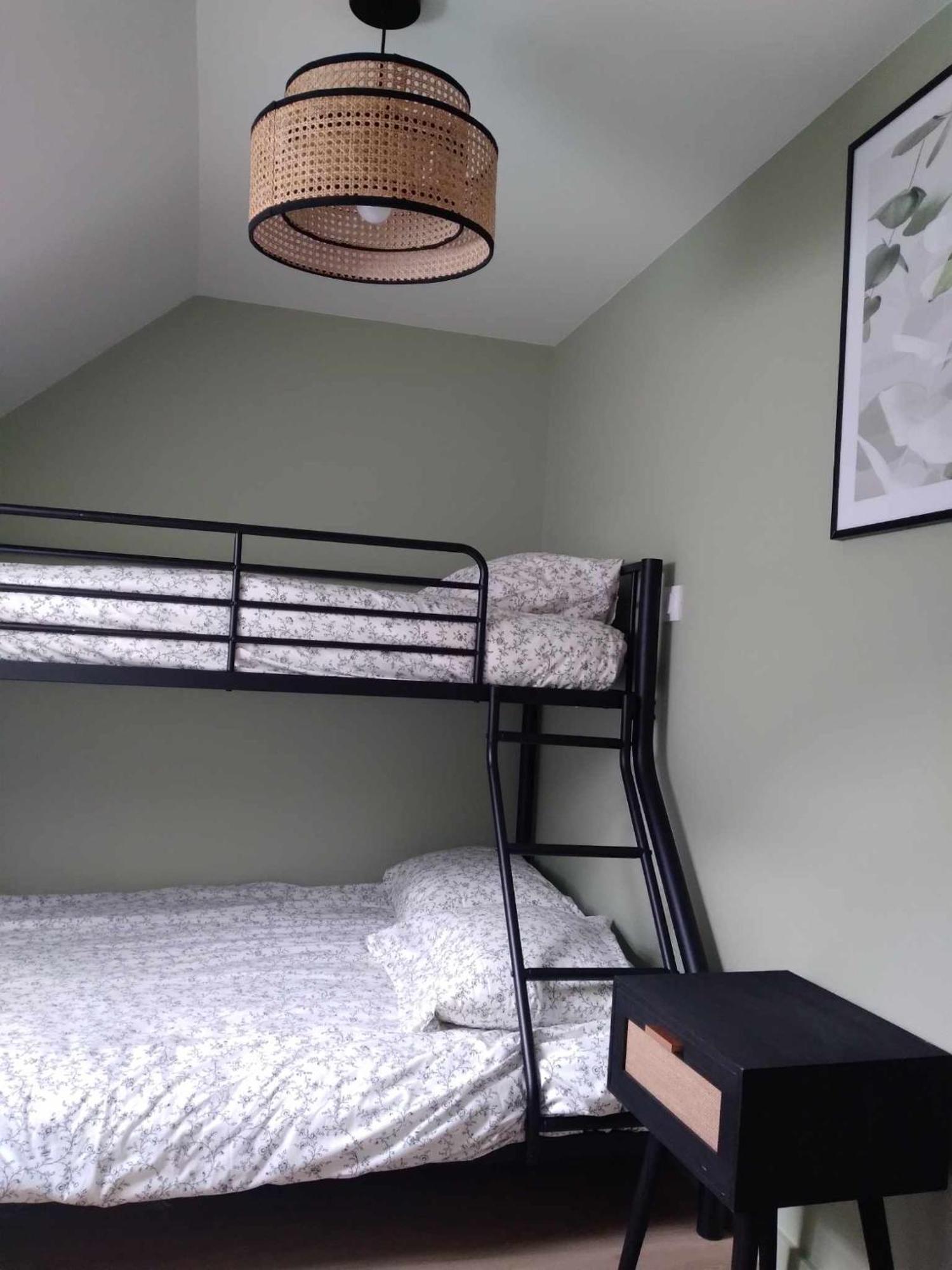 Duplex Lumineux - 40M2 - 2 Chambres - Balcon Terrasse - Parking - Entierement Renove En Mai 2024 코트레 외부 사진